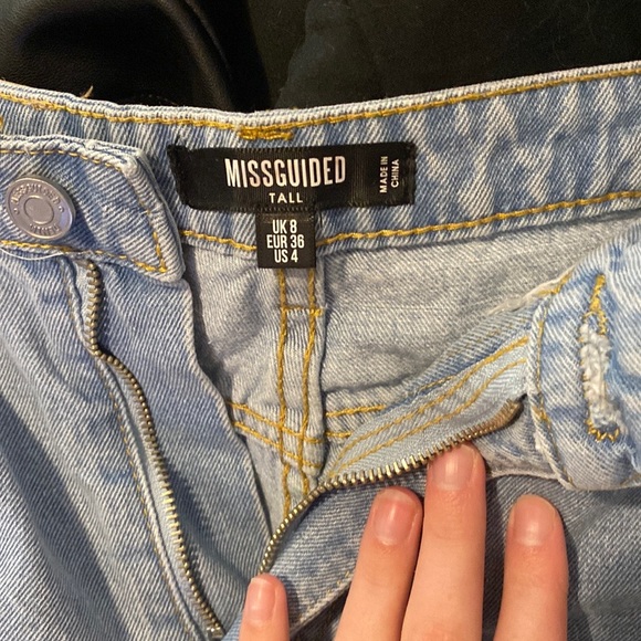 DENIM SHORTS - Picture 2 of 4